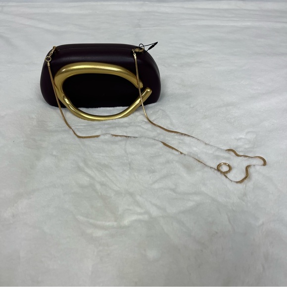 ZARA GOLD CLOSURE BOX CLUTCH IN BURGUNDY - Picture 11 of 16